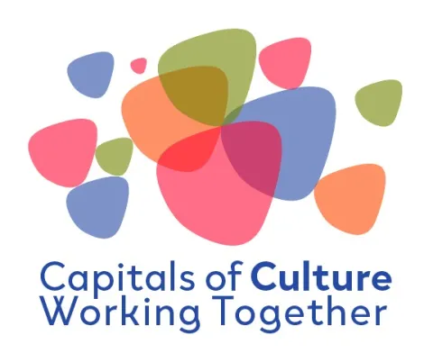 logoa Capitals quadrat ENG